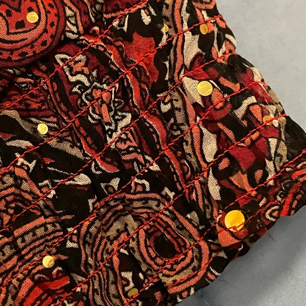 Cathy Daniels Gold bling Red Paisley blouse Scoop Neck quarter Sleeve Size Large - Picture 15 of 16